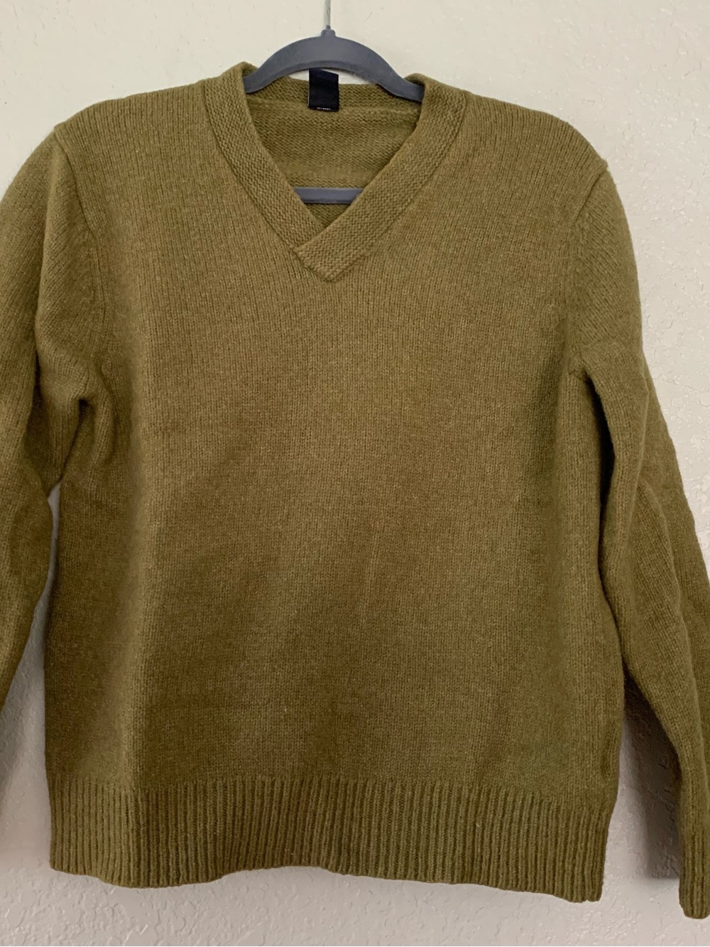 GAP Olive Green V-Neck Women's Sweater